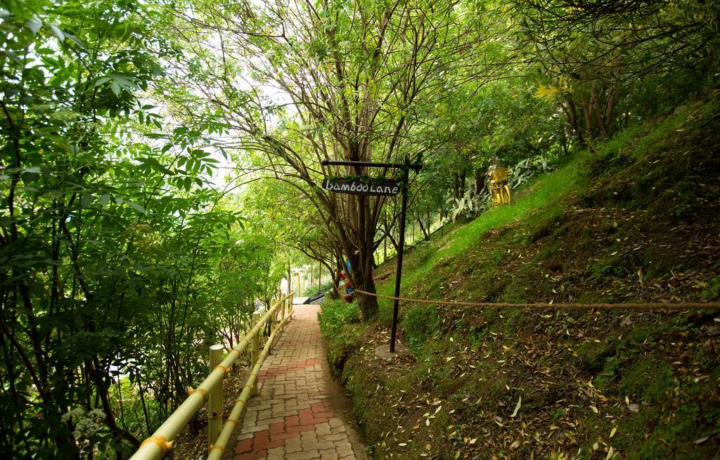 Pine Borough Inn Kodaikanal Eksteriør bilde